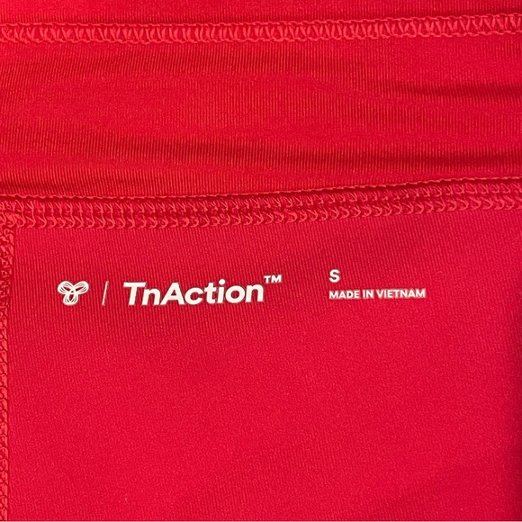 Aritzia TNA Tennis Skirt - Picture 5 of 7